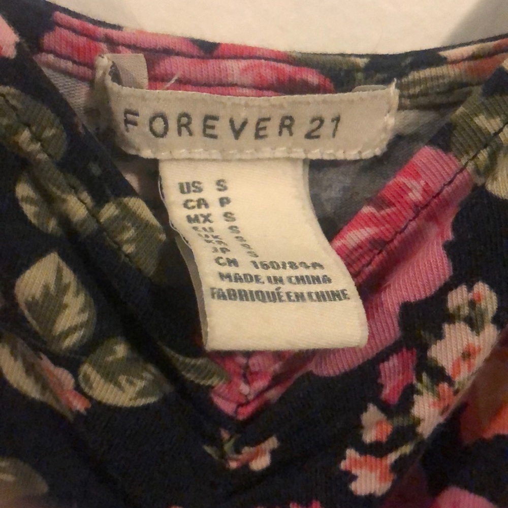 Forever 21 floral cute short dress size small - Picture 3 of 5
